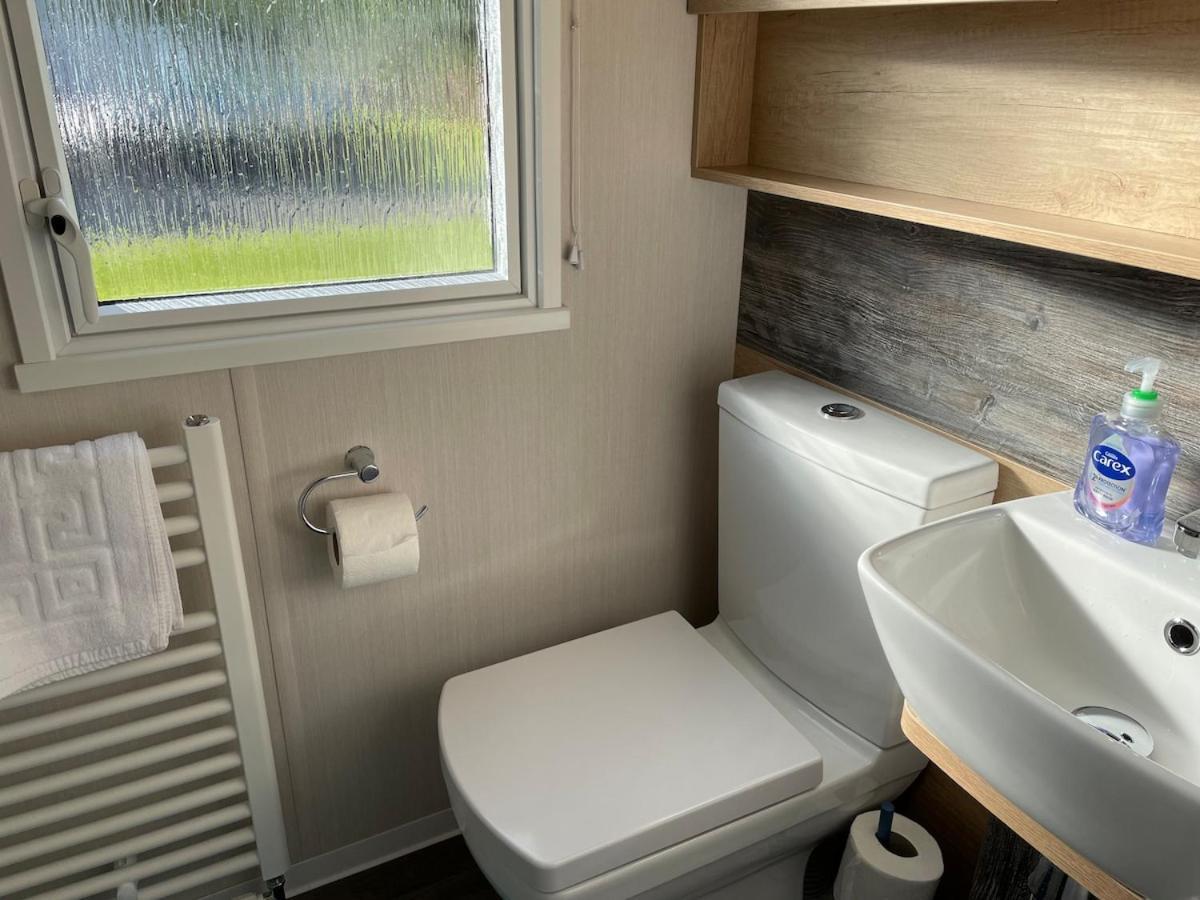 Luxury Caravan Cornwall Sleeps 4 Countryside View St Austell Extérieur photo