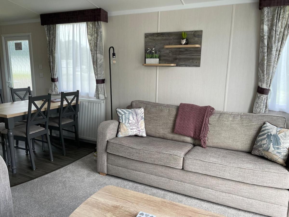 Luxury Caravan Cornwall Sleeps 4 Countryside View St Austell Extérieur photo