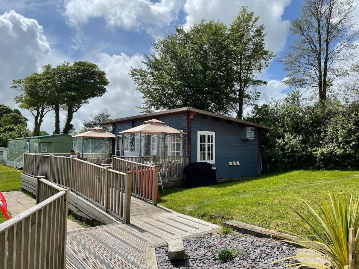 Luxury Caravan Cornwall Sleeps 4 Countryside View St Austell Extérieur photo